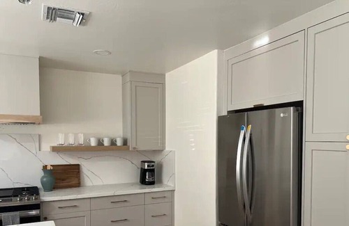 Fortuna Foothills House | Unwind and relax away from home