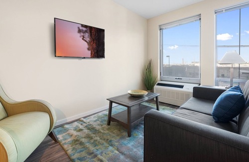 Crossroads Arts District Condo | Unwind and Relax with Our All-Inclusive Resort-Style Vacation 337