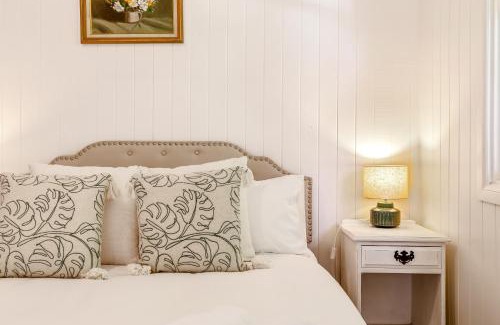 Maleny House | Unwind at Secret Garden Maleny 3 BR Family Home
