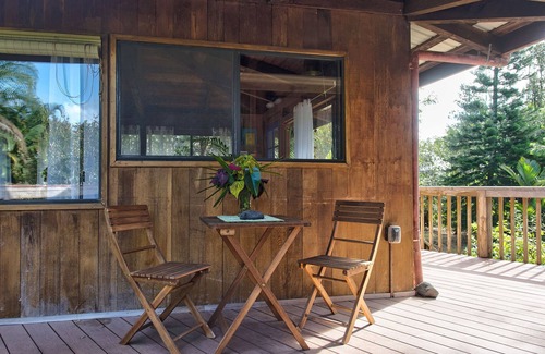 Keaau Cabin | Unwind at your Perfect Jungle Retreat