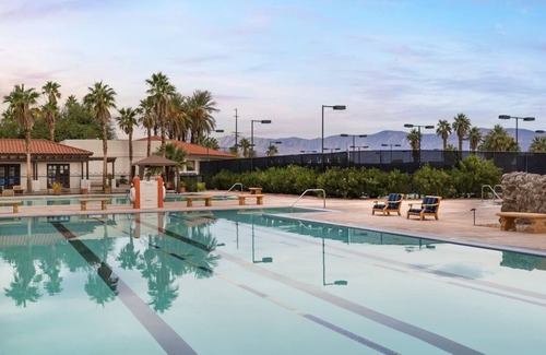Borrego Springs Hotel | Unwind in 2 Luxe Rooms with Gourmet Dining at Tranquil Desert Oasis