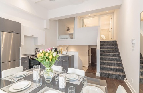 Mile End Condo | Unwind in a Multilevel Loft in the Heart of Trendy Mile End