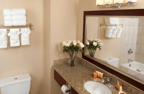 Las Vegas House | Unwind in Elegance! Your Perfect Romantic Retreat