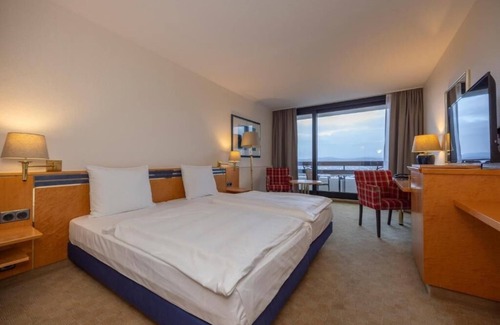 Arnsberg Hotel | Unwind In Forest Room With Pool Access And Pet Friendly Options