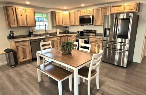 Turner House | Unwind in lakeside luxury; your serene Bear Pond escape awaits.