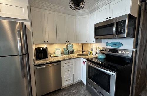 Panama City Beach Condo | Unwind in this luxury waterfront retreat