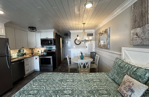 Panama City Beach Condo | Unwind in this luxury waterfront retreat