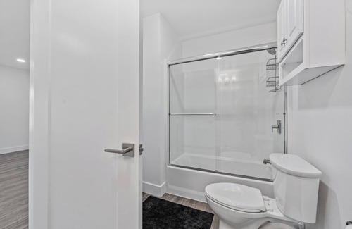 Topaz Lake Condo | Unwind in this stylish, newly renovated 1-bedroom suite near Topaz Lake