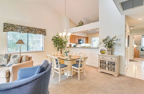Arcadian Shores Condo | Unwind Poolside & Walk to Ocean! Myrtle Beach Unit
