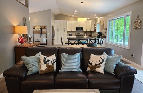 Pequot Lakes Cabin | Unwind, Relax and Make some Memories at the Lake!