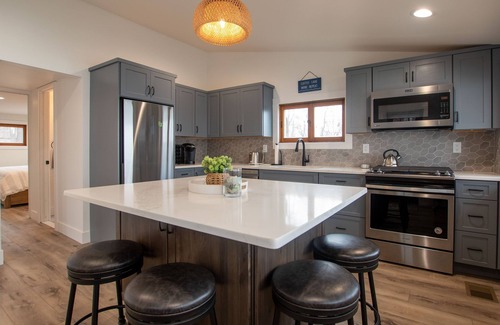 Town of Benton House | UnWined Lakeside: Remodeled Lakefront Home