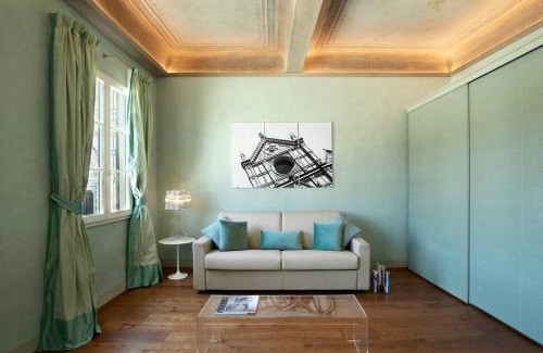 Santa Croce Apartment | UNYCA - Santa Croce Plaza