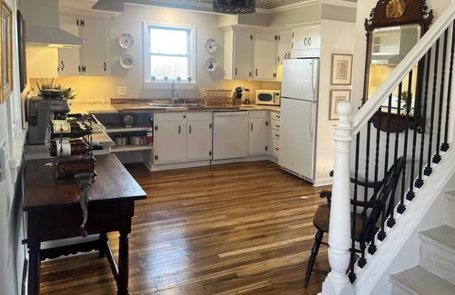 Interlaken Other | Updated 1870’s Farmhouse off Lake Cayuga and on the Finger Lakes Wine Trail