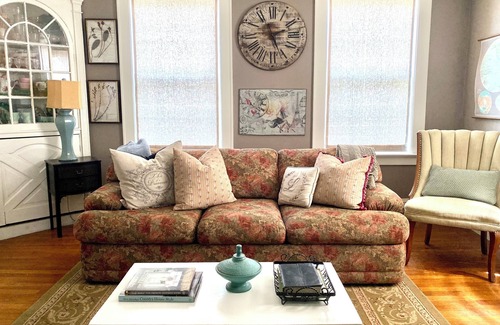 East Corinth House | Updated 1890's Farmhouse in Quaint Vermont Village