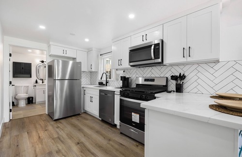 Eagle Rock House | Updated 2BD w Desk Outdoor Space