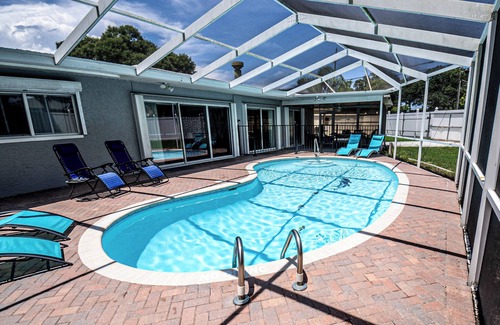 Boca Ciega Ridge House | Updated 3BR 2Ba Heated Pool 2 miles to Beach