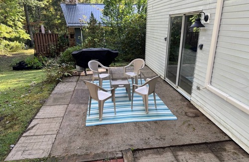 Park Forest Village House | Updated 3BR home in great State College neighborhood