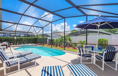 Lake Berkley House | Updated 5/3 in Lake Berkley , South Facing Pool, Game Room, Family Friendly
