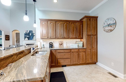 Sun Ridge House | Updated Bayside Resort Home w/Shared Pools, Easy Beach Access, & Fast WiFi