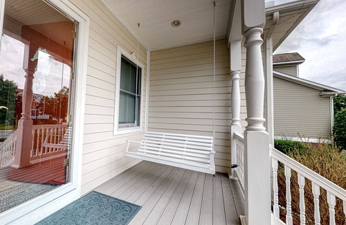 Sun Ridge House | Updated Bayside Resort Home w/Shared Pools, Easy Beach Access, & Fast WiFi