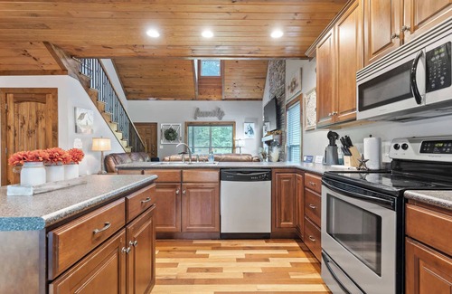 Chickamauga Lake House | Updated Cabin - Hiwassee Highlife