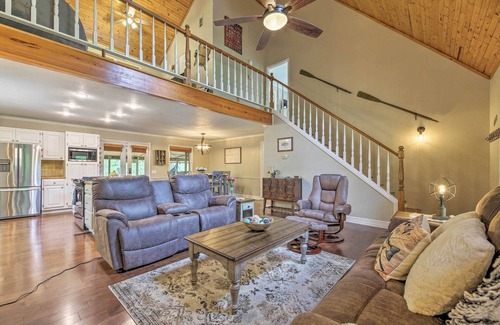 Calico Rock Cabin | Updated Cabin on White River by Boat Landing!