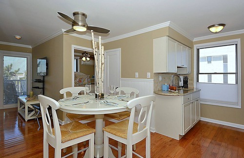 Bethany Beach Condo | Updated condo on the boardwalk in Bethany Beach with ocean view.