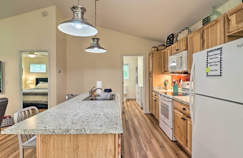 Waynesville Cottage | Updated Cottage at Lake Junaluska Golf Course!