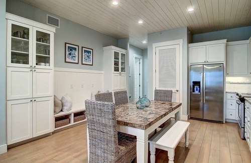 Cinnamon Shore Condo | Updated Designer Condo w/Great Cinnamon Shore Style & Amenities