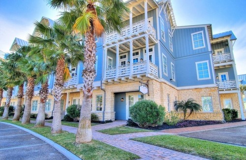 Cinnamon Shore Condo | Updated Designer Condo w/Great Cinnamon Shore Style & Amenities