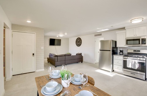 Biggs Field House | Updated El Paso Home - 14 Mi to Downtown!