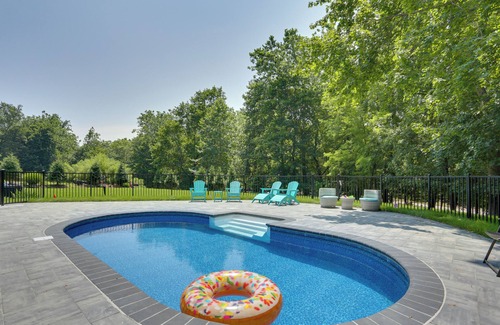Stony Point House | Updated Getaway w/Pool & Hot Tub on < 3 Acres!