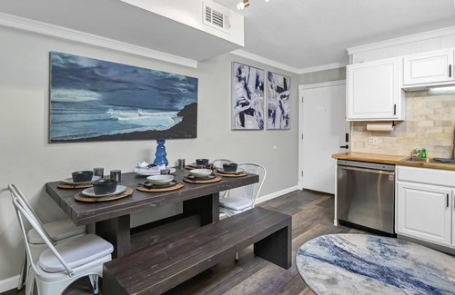 North Forest Beach Villa | UPDATED Hilton Head Island Sands Villa with Terrace & Pacman @ COLIGNY BEACH!