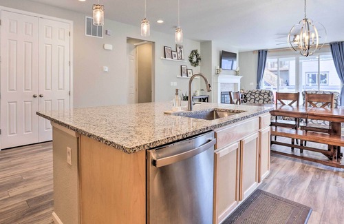 Littleton House | Updated Home Near Chatfield, 19 Mi to Denver!