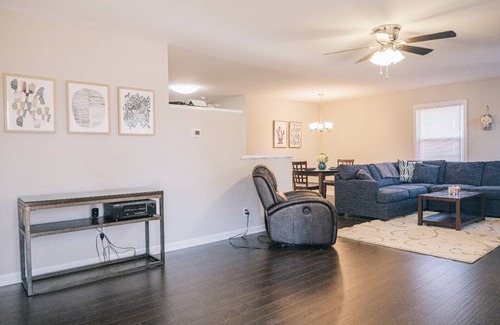 Charlotte House | Updated Home - Near Uptown/CLT Airport/South End