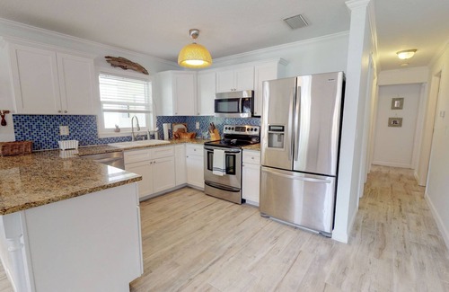Indian Rocks Beach House | Updated Home, Steps To White Sand Beaches Of IRB - BTR#1687