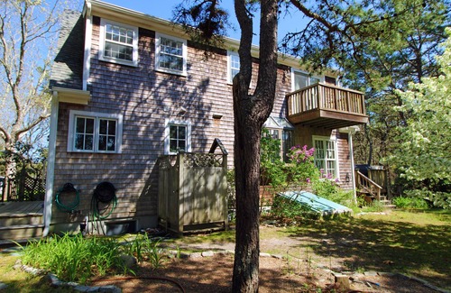 North Truro House | Updated Home with Large Fenced Yard Just Moments to the Beach! (2310)