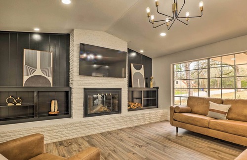Huntsville House | Updated Huntsville Vacation Rental Near SHSU!
