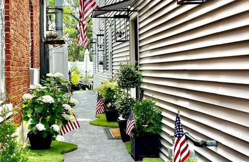 Cape May Court House Apartment | Updated in downtown Cape May Court House!