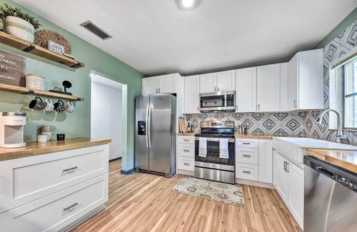 Murray Hill House | Updated Jacksonville Home < 7 Mi to Downtown!