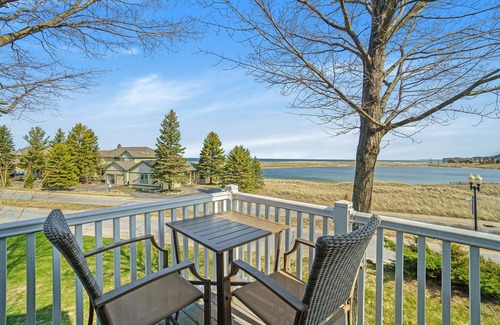 Manistee Condo | Updated, LK MI View - Pet Friendly!