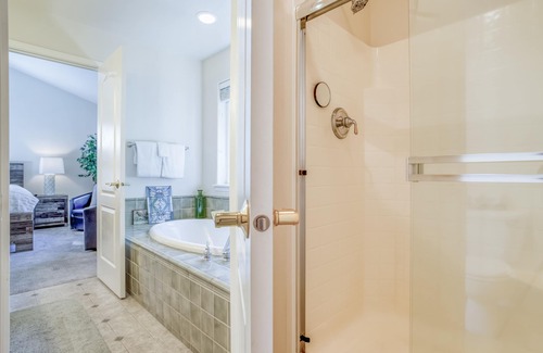 Westbrook Meadows House | Updated Luxury in this Gorgeous Home in Desirable Westside Bend with Hot Tub!