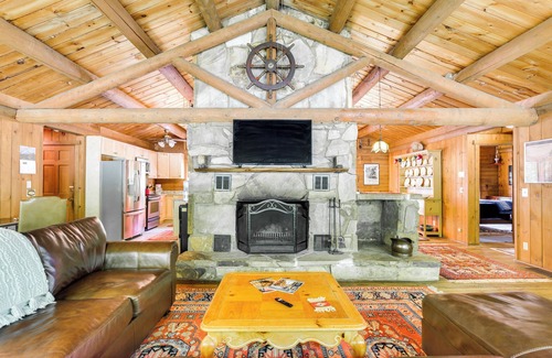 Jasper Apartment | Updated Mtn Cabin on 20 Acres w/Large Waterfall