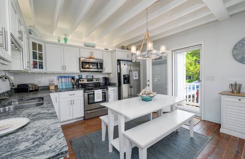 Rehoboth by the Sea House | Updated Ocean Block House Pet Friendly House