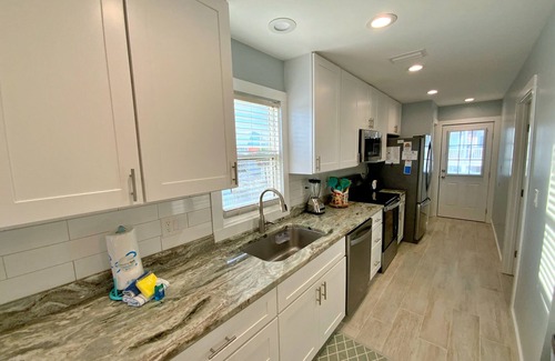 Morgantown House | Updated private home w/views, pools & dogs ok!