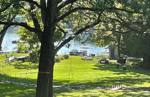 Fond du Lac House | Updated private lake home-minutes from Fond du Lac, 20 minutes from EAA.