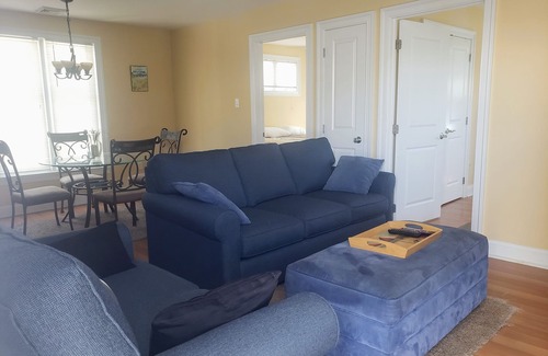 North End Condo | Updated, quiet rear unit, close to all attractions.