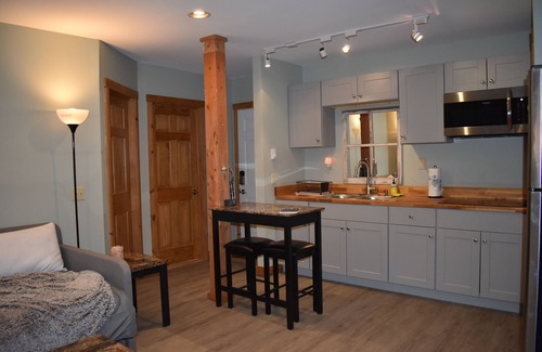 Carrabassett Valley Condo | Updated retreat minutes from Sugarloaf