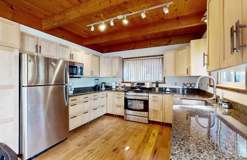 Pioneer Trail House | Updated Retreat with Balcony, Deck & Private Hot Tub | Near 3 Top Ski Resorts