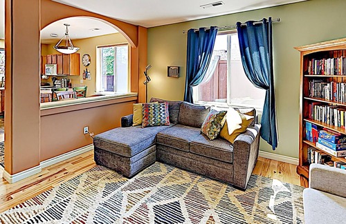 Mountain View House | Updated Sanctuary in Quiet Locale w/ Private Backyard Oasis & Provided Bikes